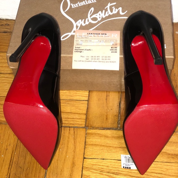 Christian Louboutin - Picture 2 of 4